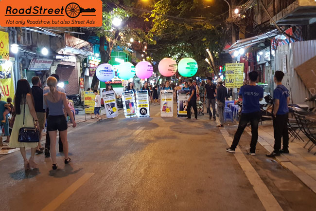 Tổ chức sự kiện roadshow