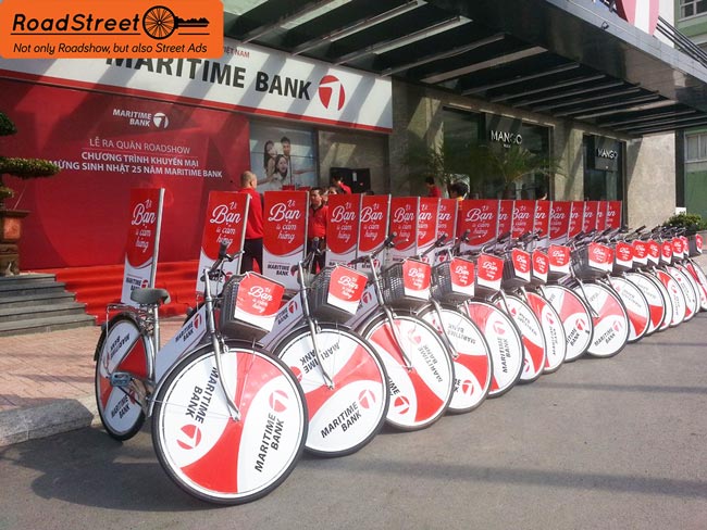 Roadshow xe đạp mừng sinh nhật Maritimebank