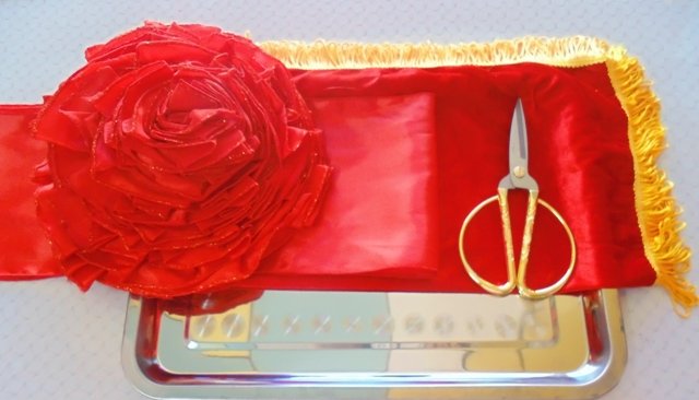 Cho thuê bộ cắt băng khai trương tại Hà Nội